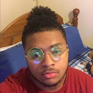 Meet your Posher, Bobby